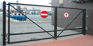 Ворота распашные для 2D и 3D ограждений в Ульяновске